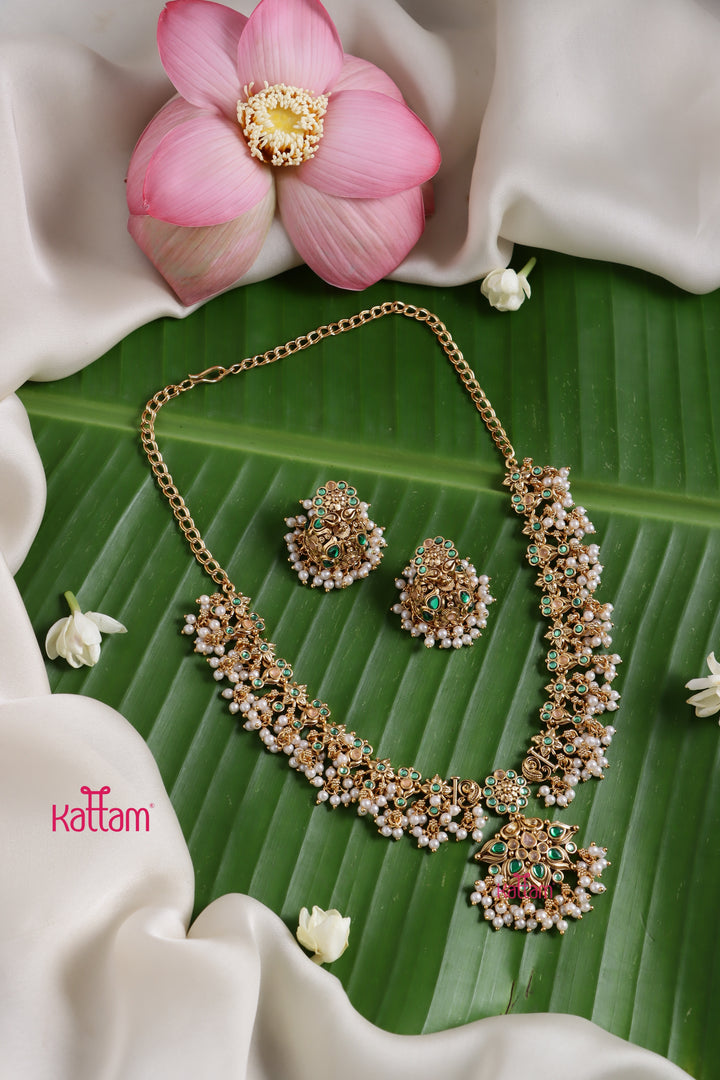 Mayil - Green Guttapusalu Choker Set