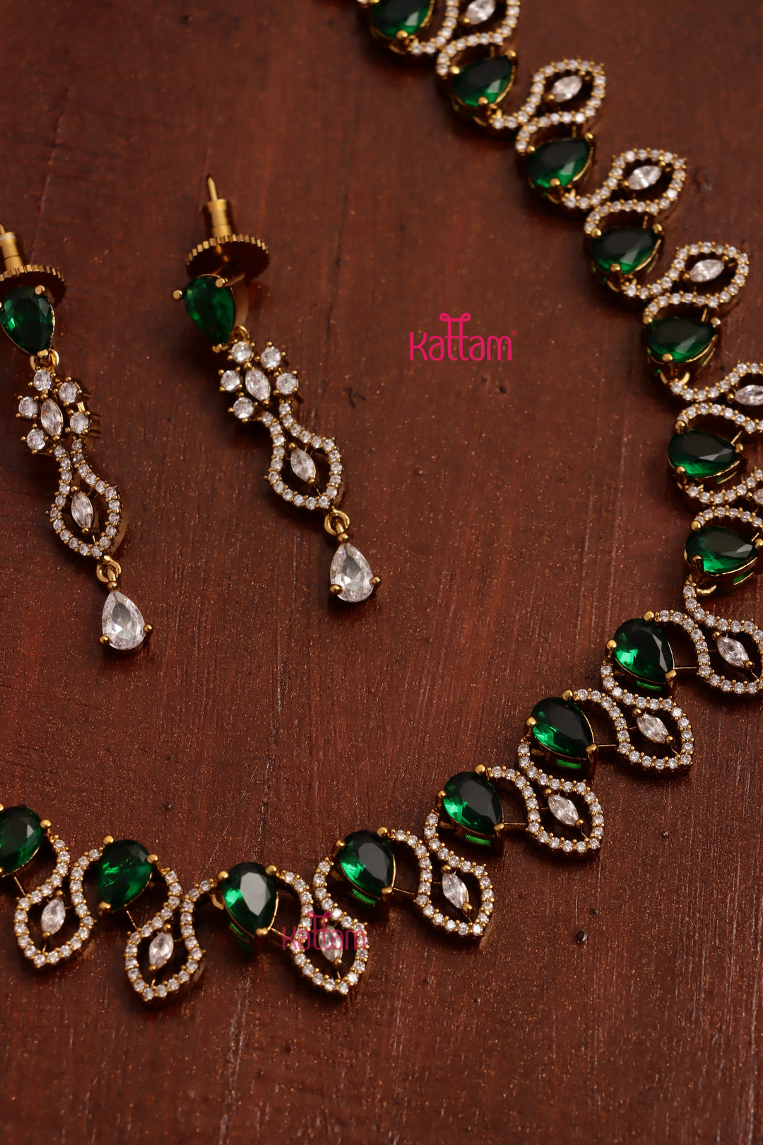 Jovita - AD Green Stone Choker