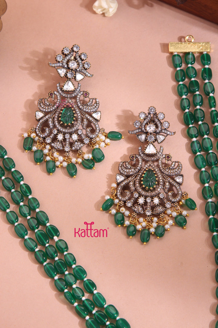 Apsara - Victorian Peacock Emerald Bead Mala