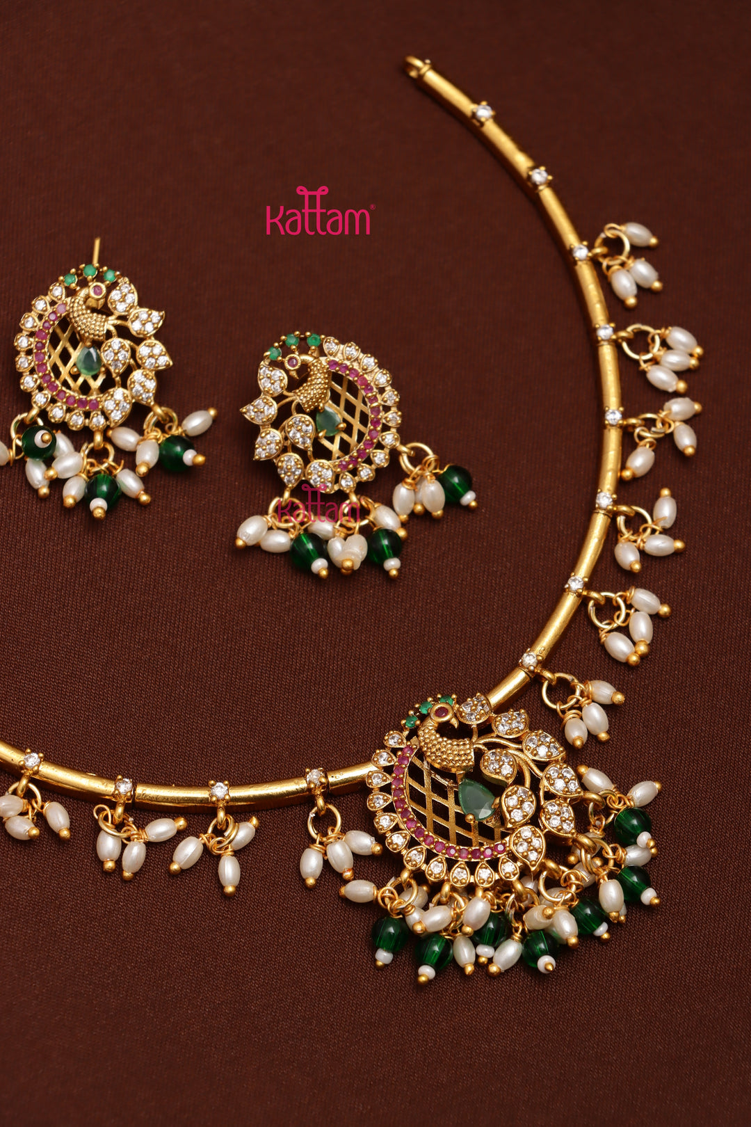 Peacock Pearl Hasli Choker