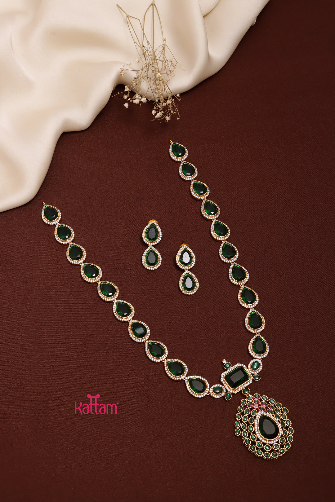 Jyothika - Emerald Stone Haram