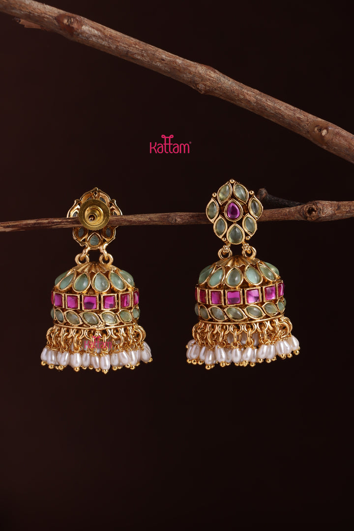 Indira - Pastelgreen & Pink Ricepearl Jhumka