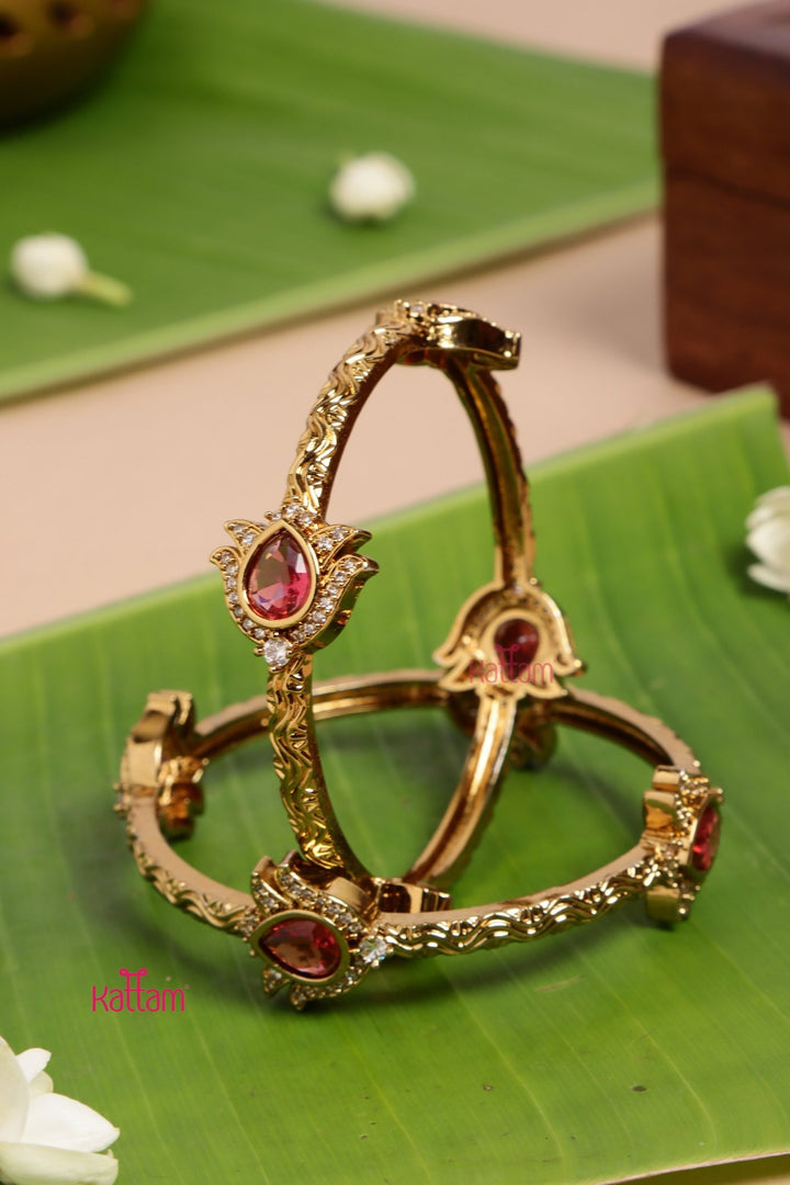 AD Ruby Drop Bangle Set - B554 - V4