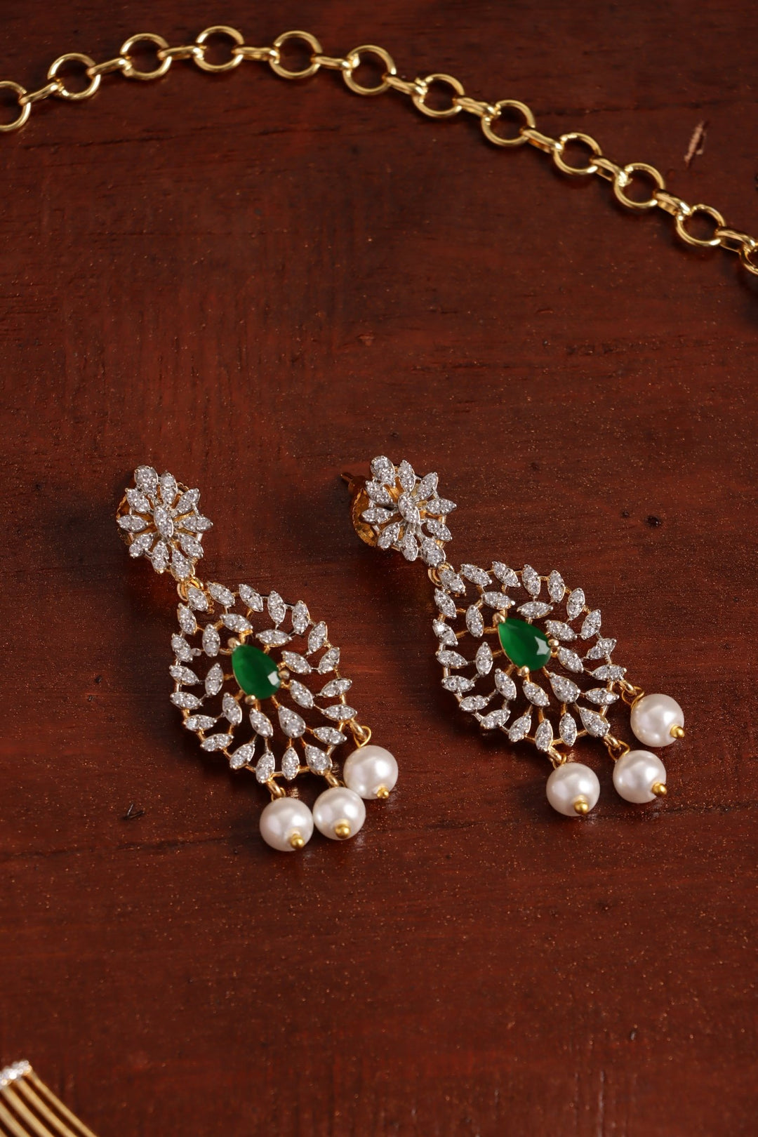 AD Thilak Green Strip Hasli Choker - N5346