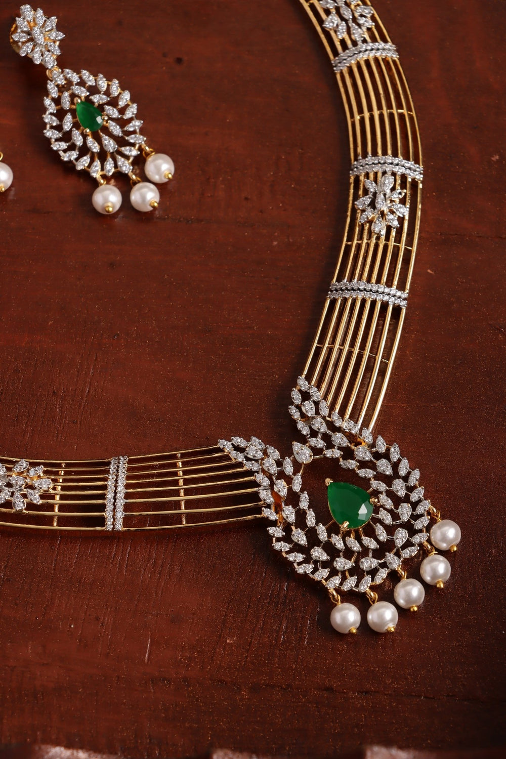 AD Thilak Green Strip Hasli Choker - N5346