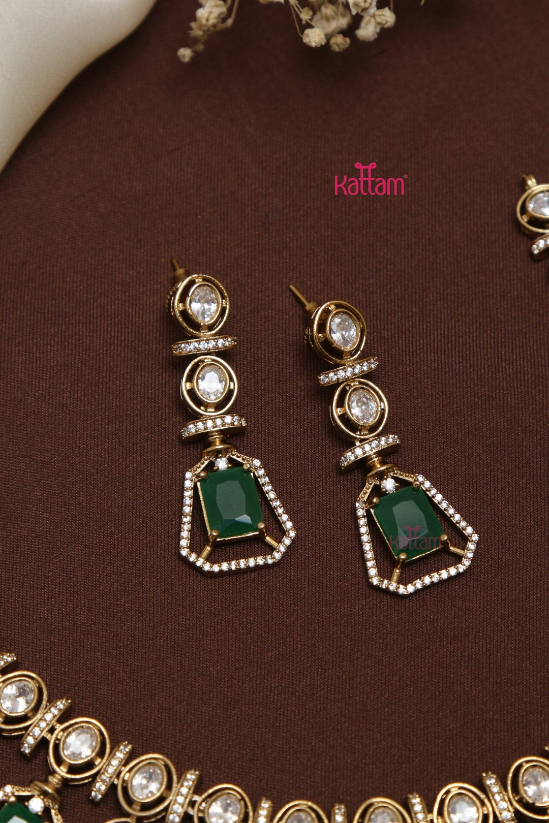 Anisha AD Green Stone Block Choker - N5230