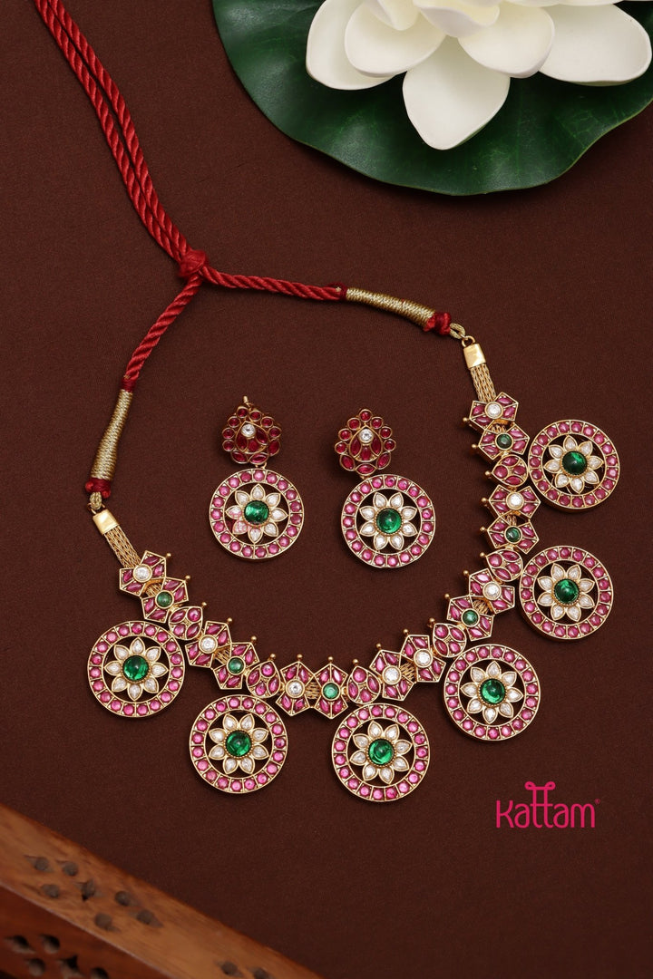 Bold Kemp Bottumala Bridal Choker - N3596