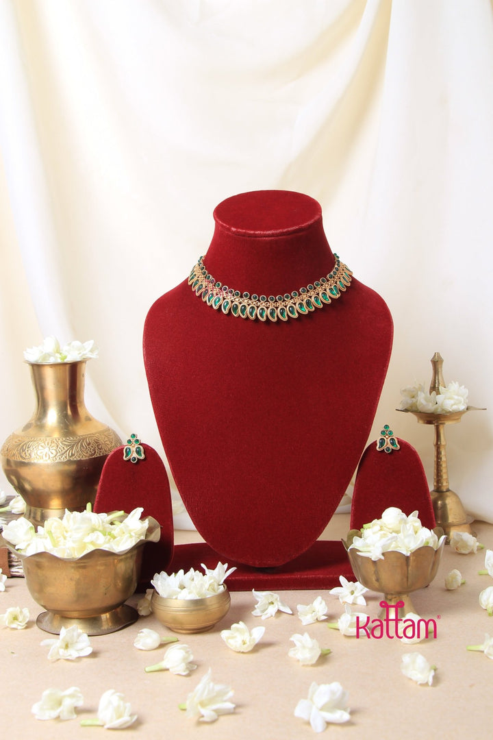 Budgetted Green Manga Choker - N3058