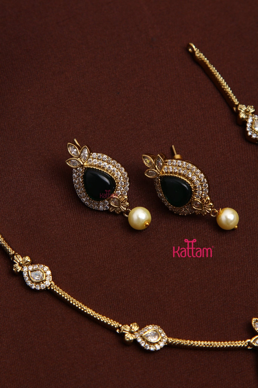 Chaithra - Green Stone Necklace - N5197