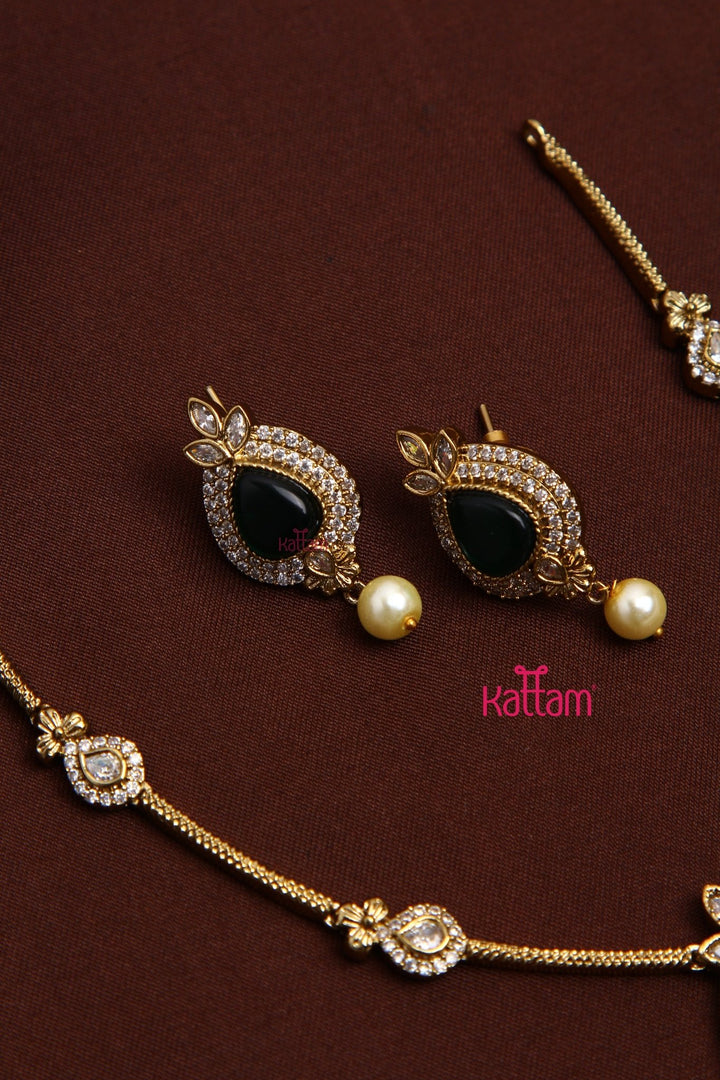 Chaithra - Green Stone Necklace - N5197