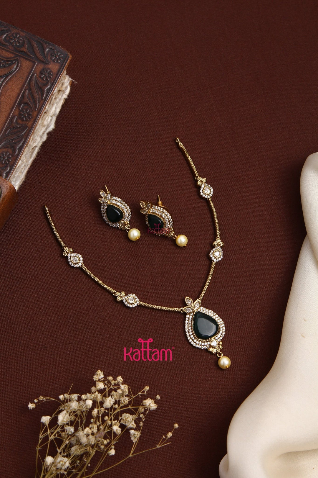 Chaithra - Green Stone Necklace - N5197