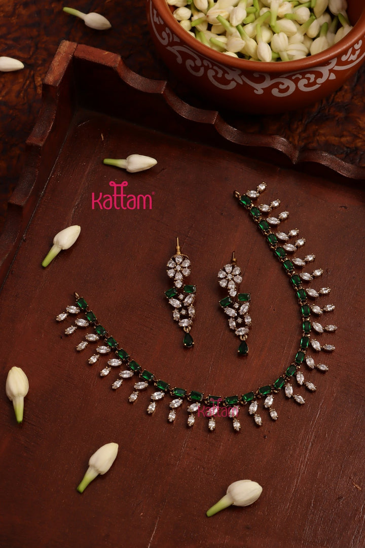 Cynthia - AD Stone Green Choker - N5285