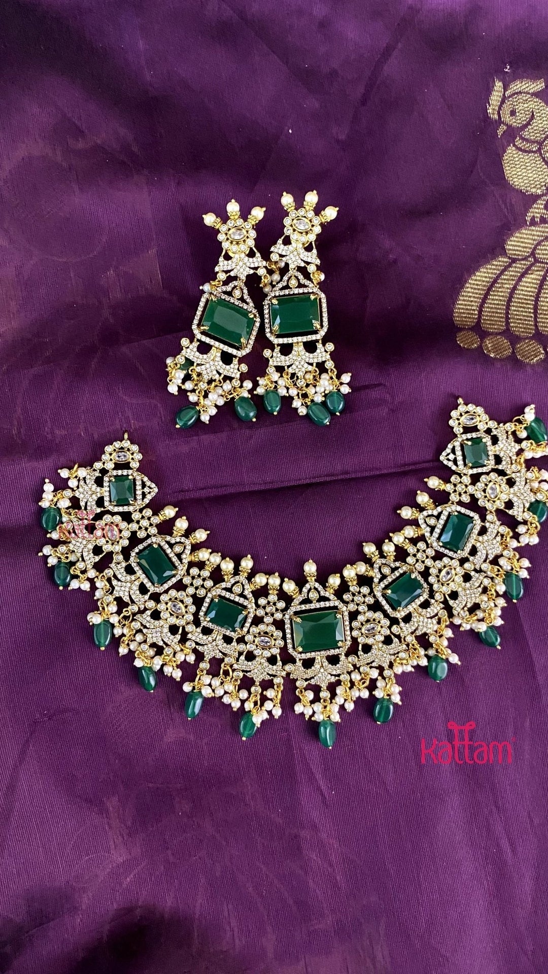 Darcie - Victorian Diamond Dark Green Bridal Choker - N6130