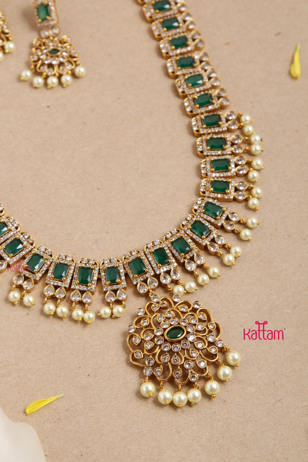 Elegant Green Stone Haram - N3089