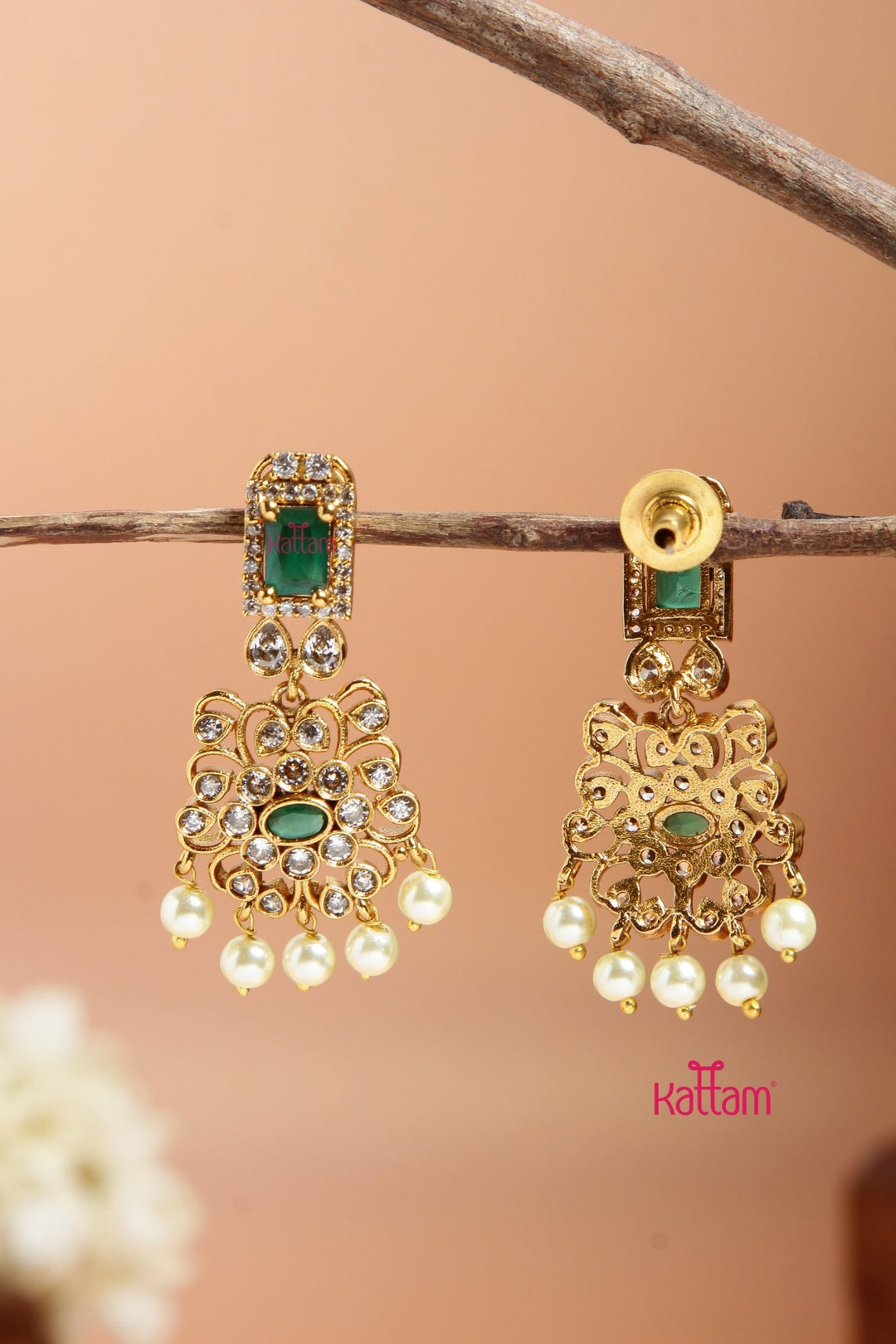 Elegant Greenstone Drop Earring - E927