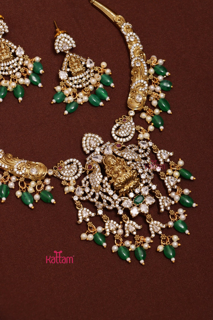 Engraved Flourish Goddess Peacock Choker - Green - N3634