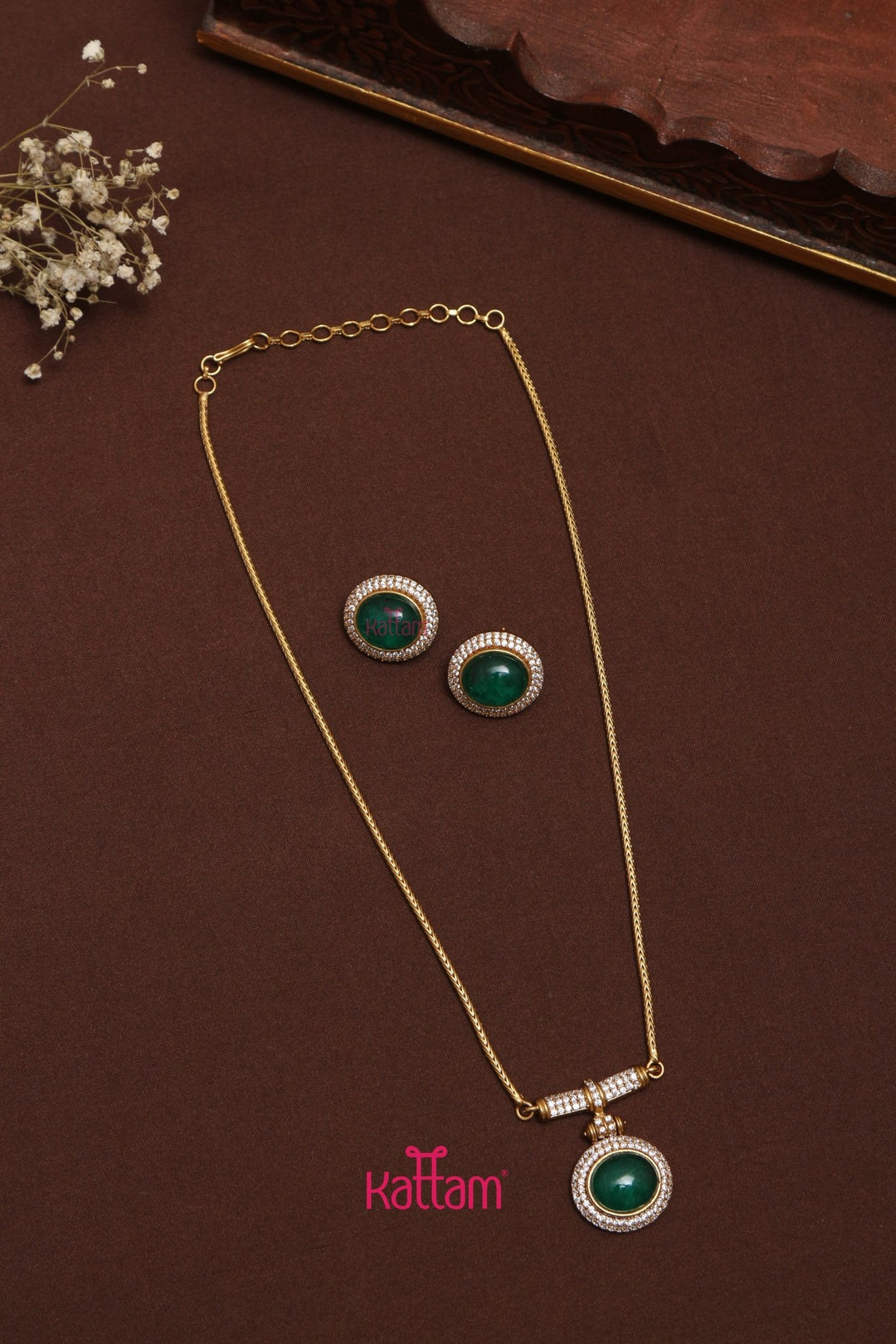 Evangeline - Green Pendant Chain Set - N3541