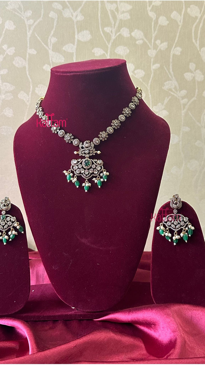 Flora Victorian AD Green Short Necklace - N5043