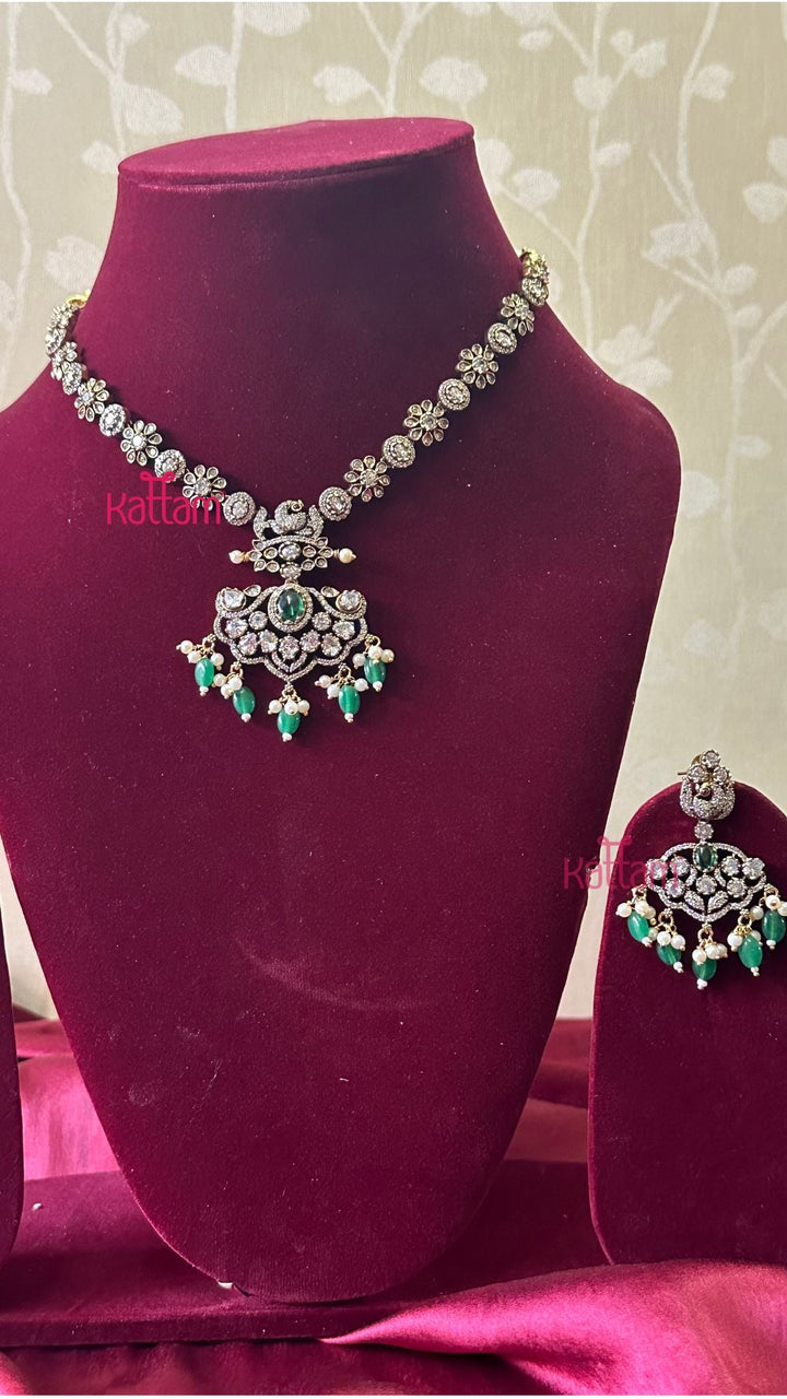 Flora Victorian AD Green Short Necklace - N5043