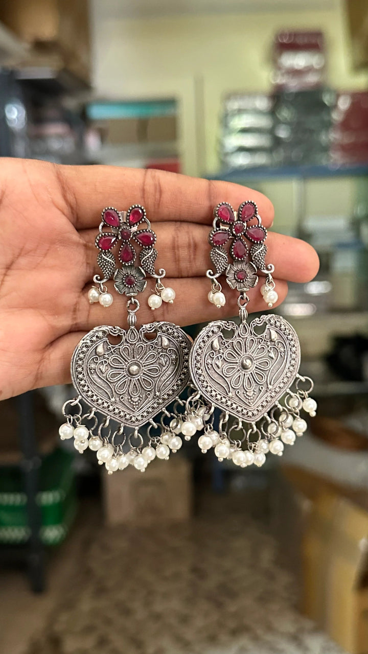 Flower Heart Pearls Drop Earring - E660A3