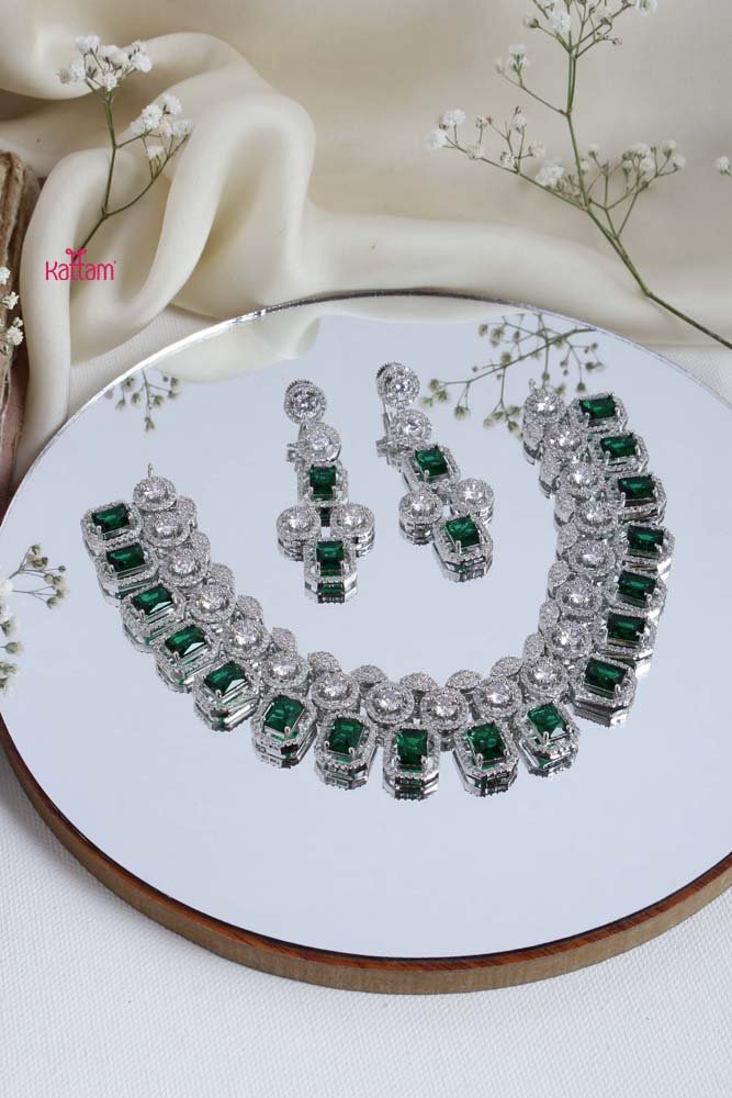 Francesca - AD Green Stone Choker - N2357