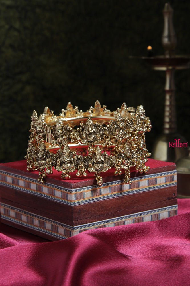 Ganesha Gold Trims Temple Bangle - B314-V4