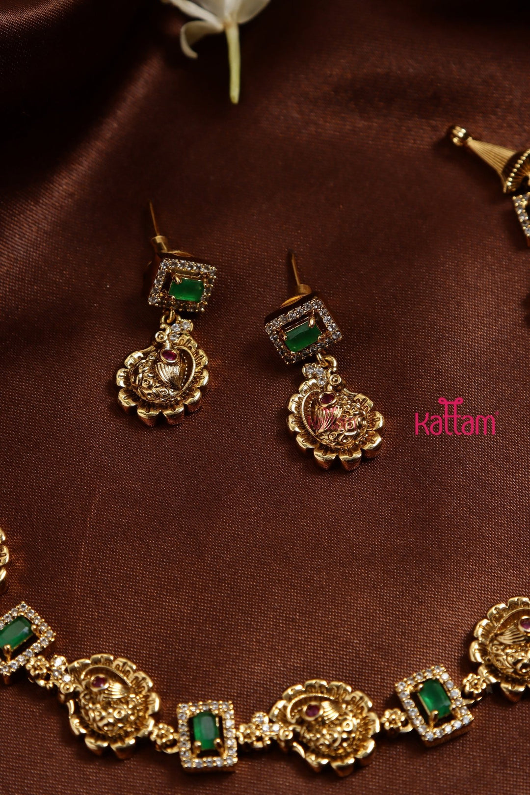 Green Emerald Mayil Choker - N3209