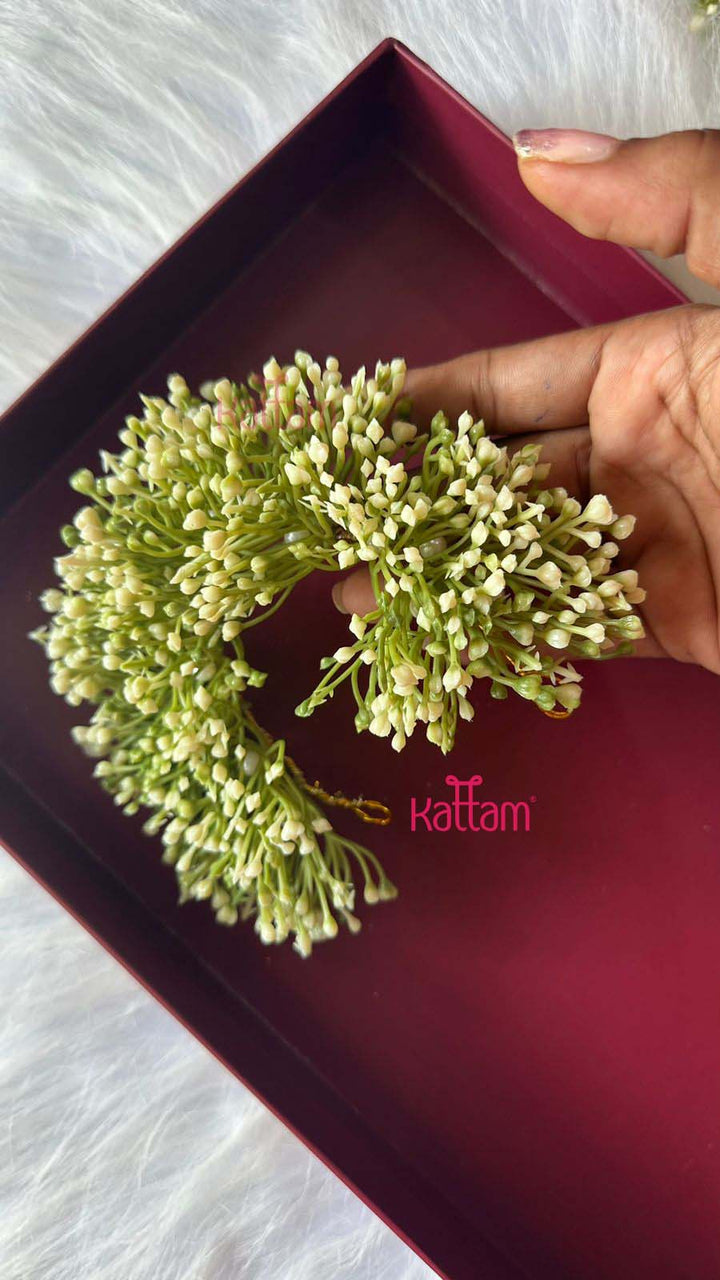 Handcrafted Hair Accessory - Design 36 - HA115