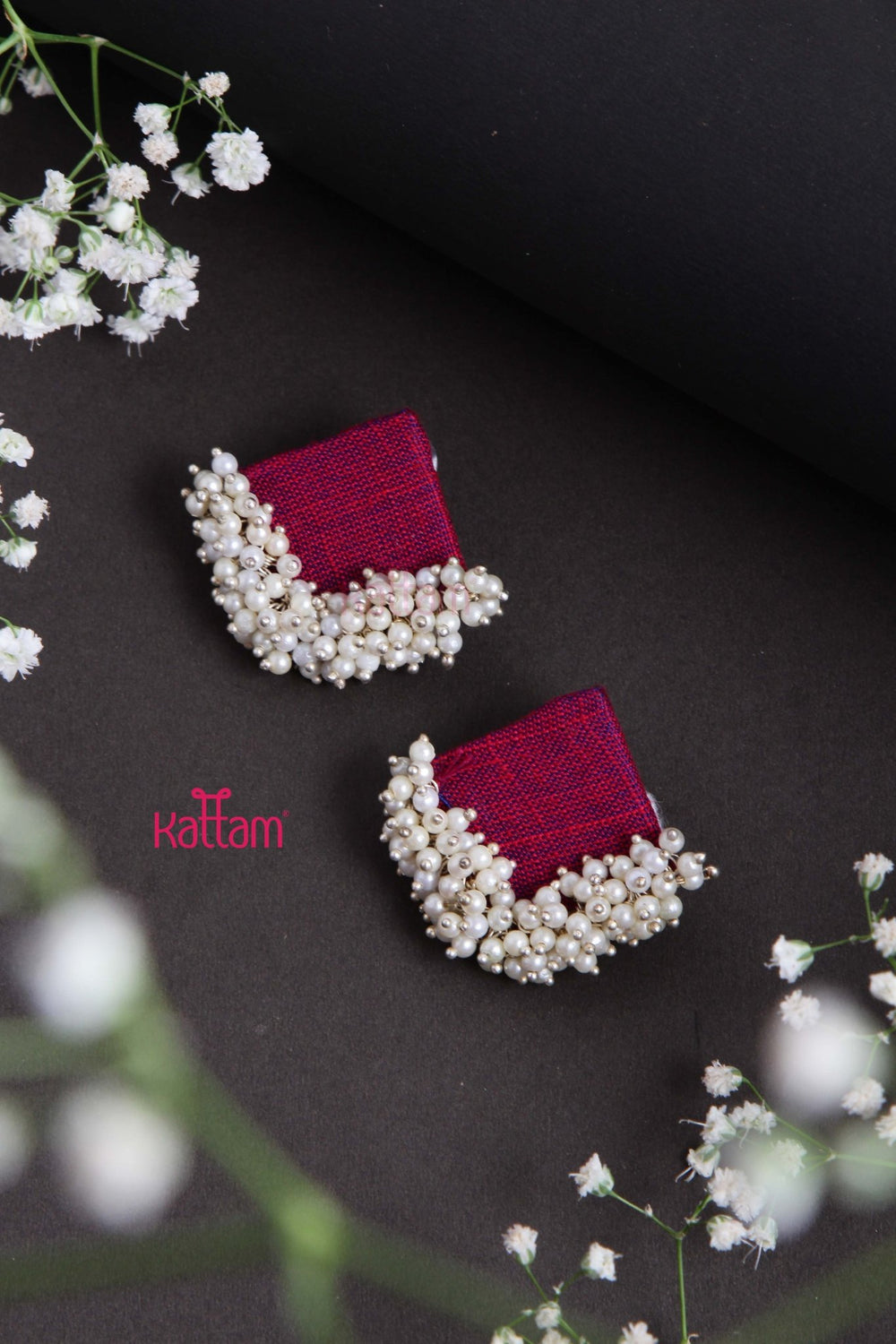 Handcrafted Raseberry Fabric Pearl Earring - E834