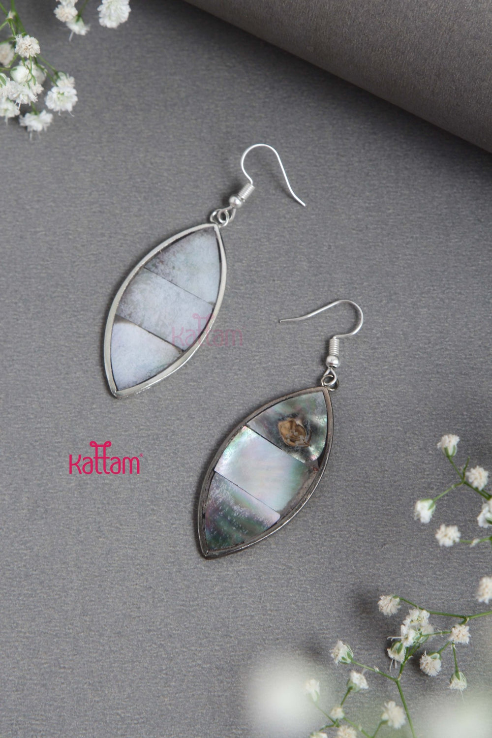 Handcrafted Resin marquis Hook Earring - E827