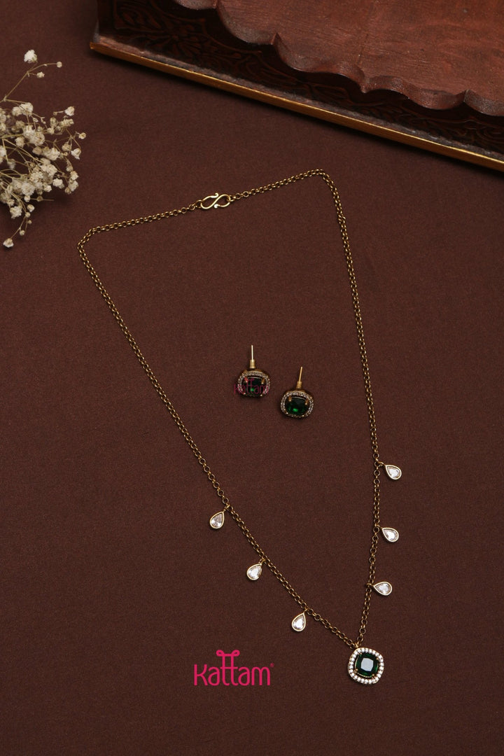 Hazel - Drop Green Charm Chain - N3530