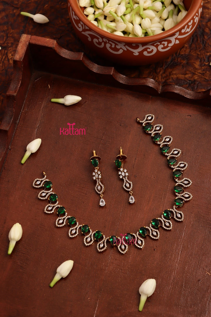 Jovita - AD Green Stone Choker - N5288