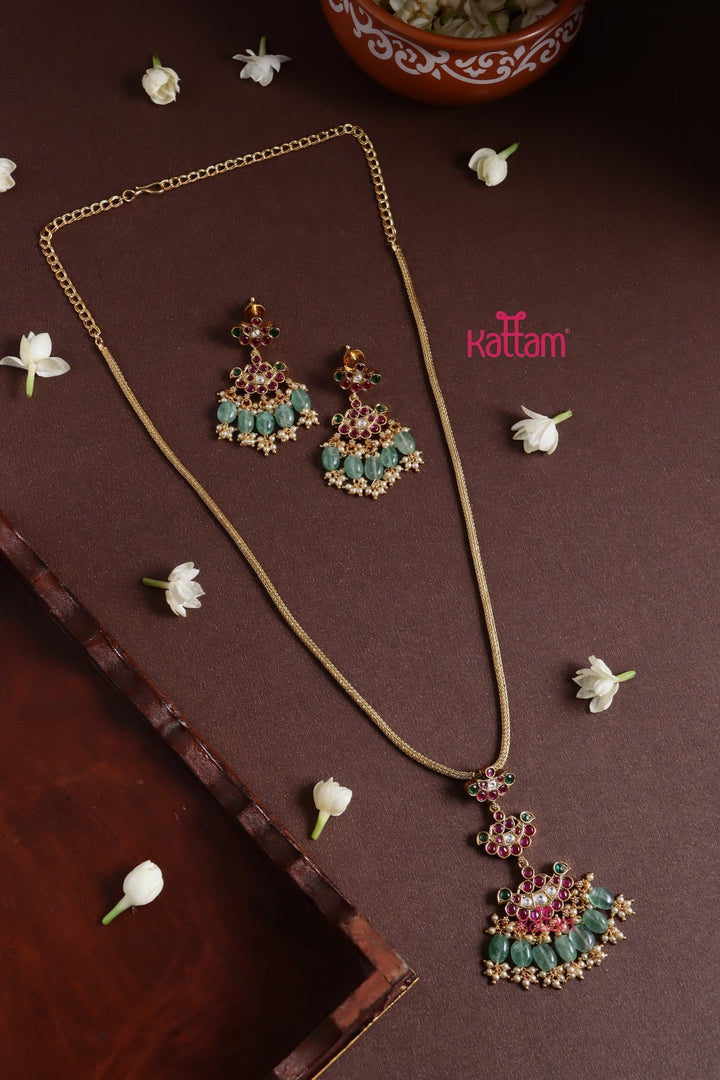 Kemp Parrot Layered Pendant Dollar Chain - N3794