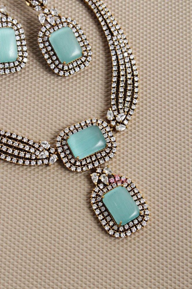 Layered Pastel Green Stone Necklace - N2627