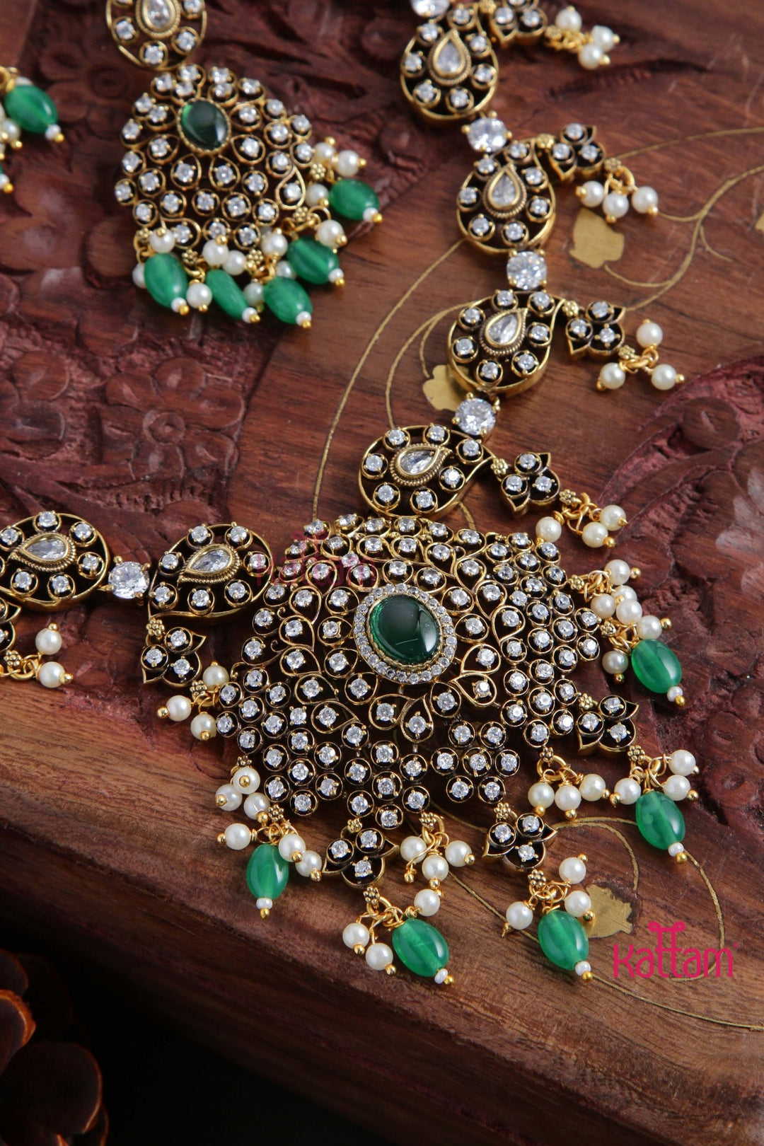 Mano - Victorian Paisley Black Polish Necklace - Green - N6046G