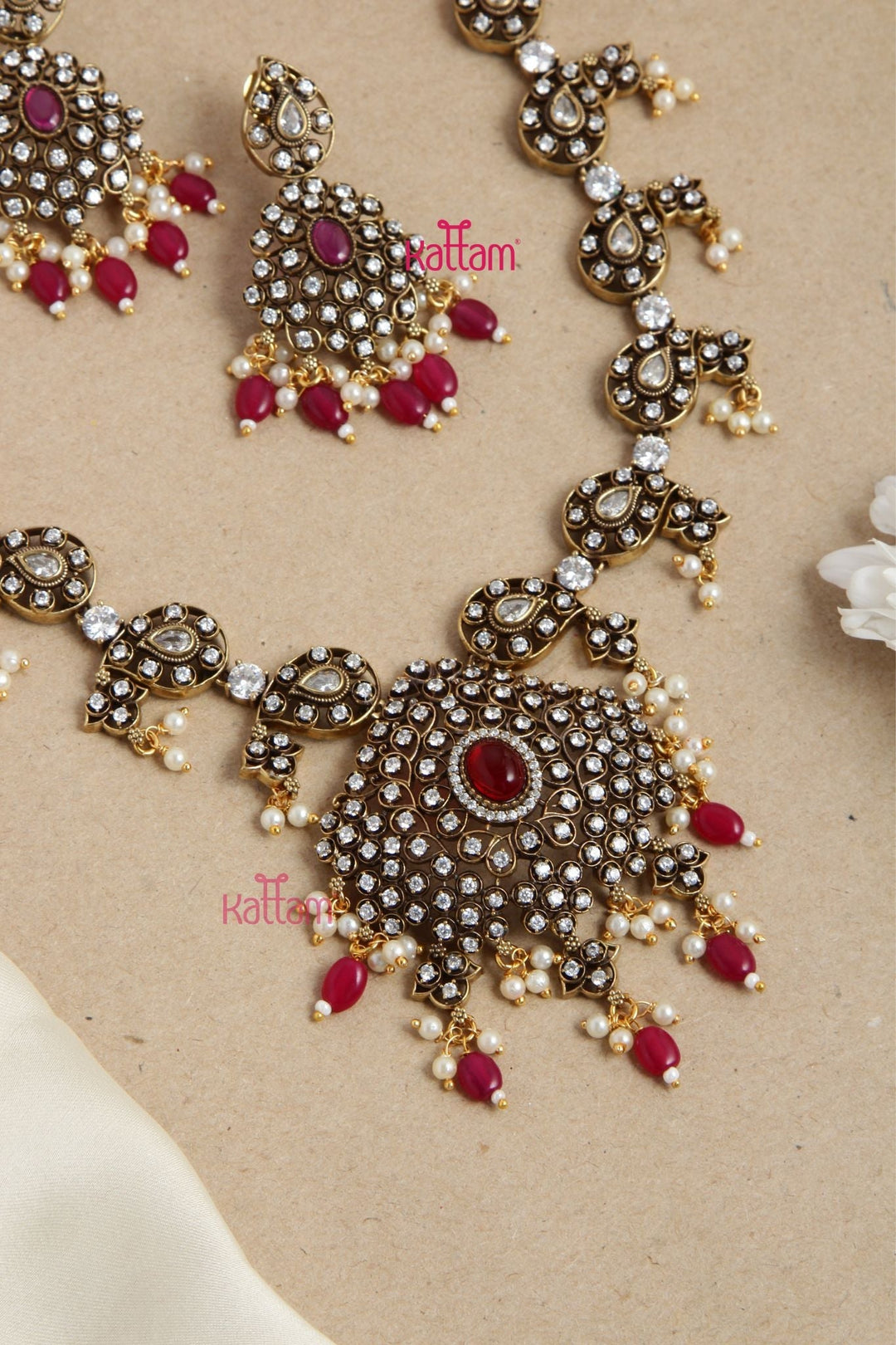 Mano - Victorian Paisley Black Polish Necklace - Ruby - N6046