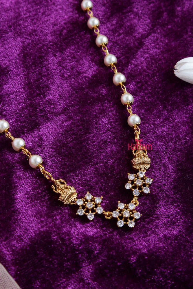 Mini Flower Goddess Pearl Chain - N2246