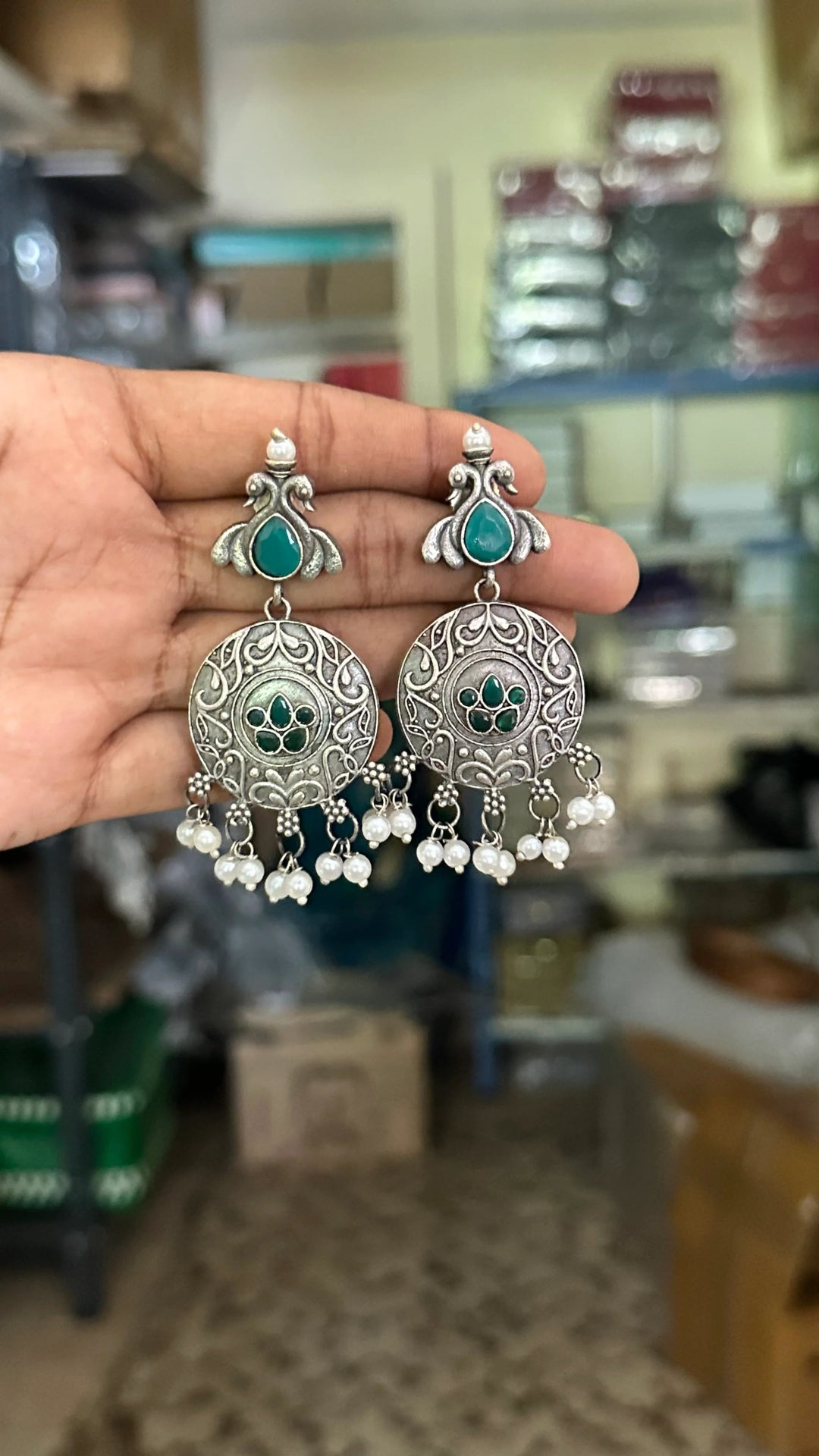 Oxidised Peacock Pearls Earring - E610G