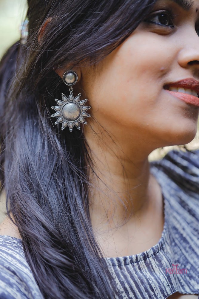 Sun drop earrings sales