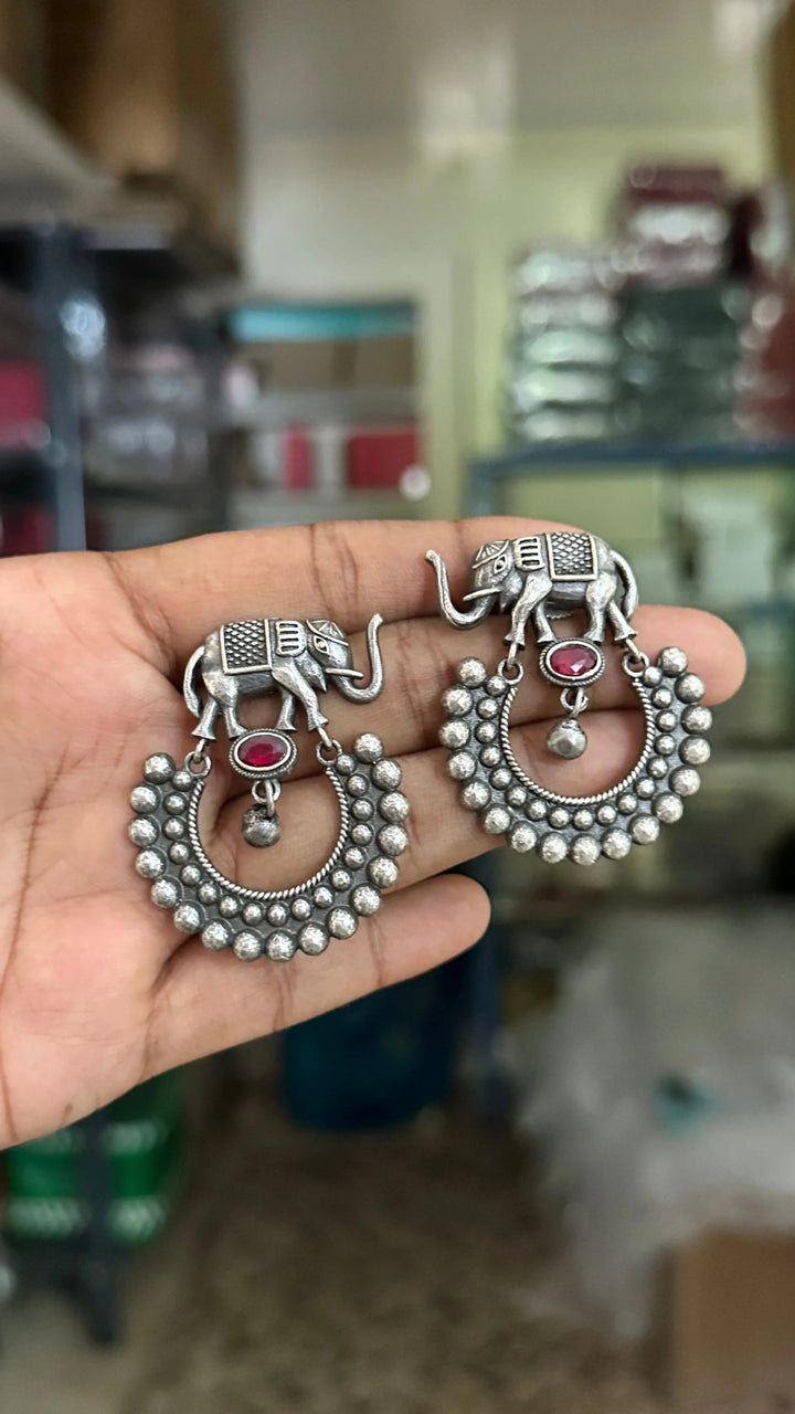 Oxidised Trendy Elephant Earring - E629M