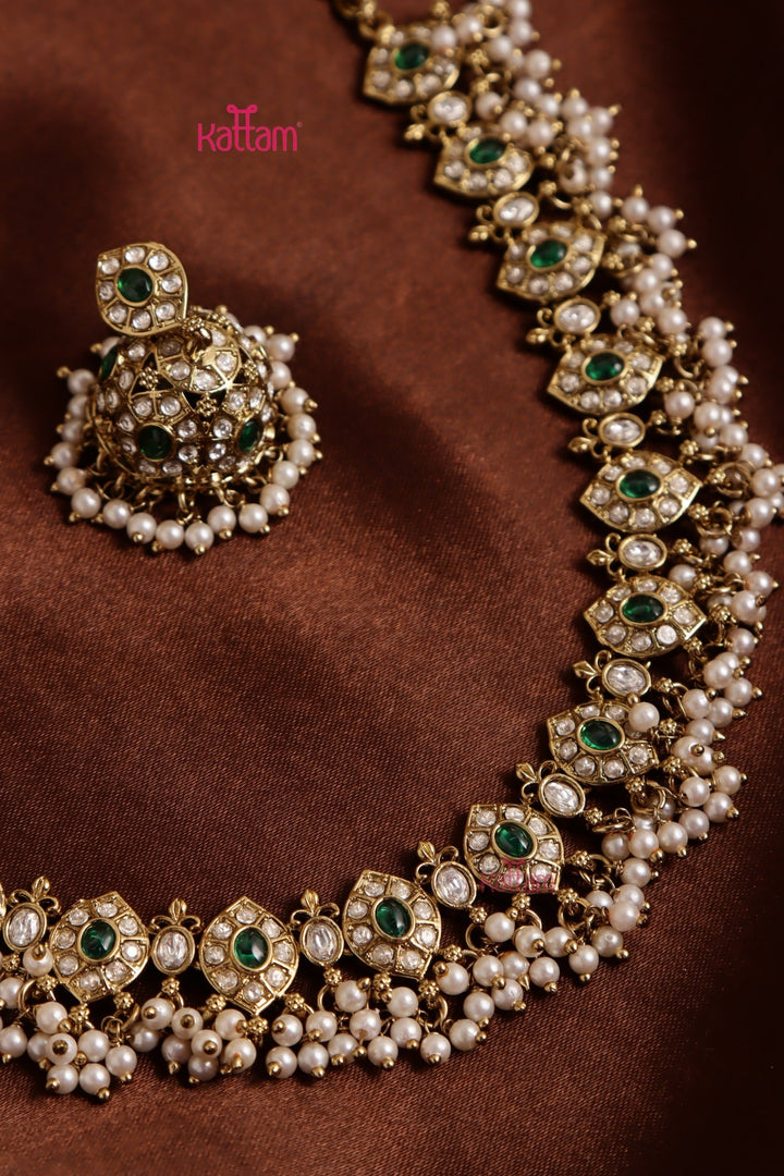 Paisley Black Polish Stone Choker - N3477