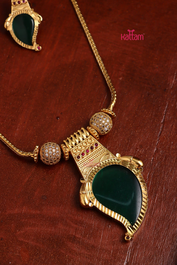 Palakka Manga Necklace - Green - N3401