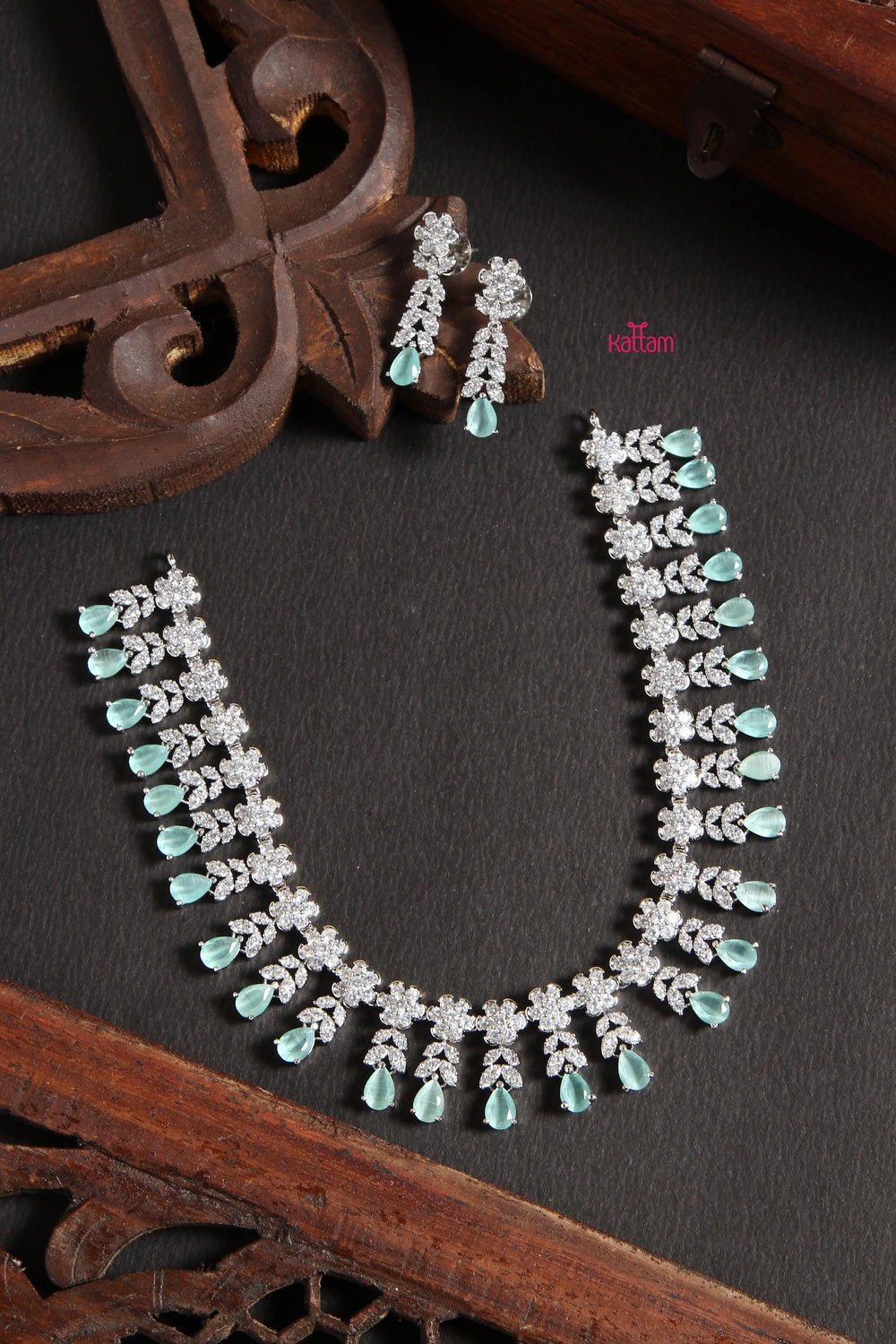 Pastle Green American Diamond Necklace - N1292