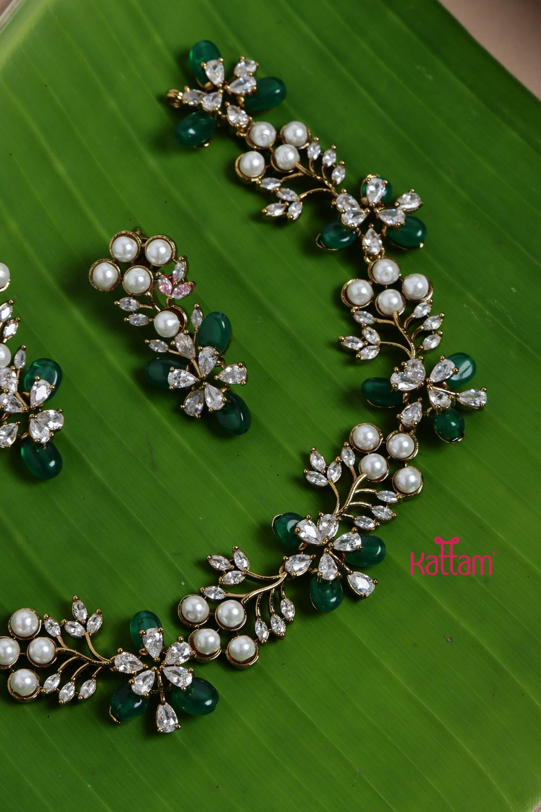 Rashmi - Trendy Green Pearl Choker - N5139