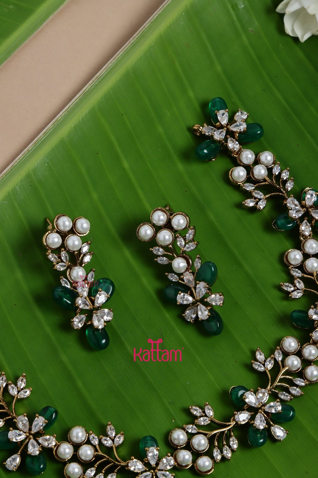 Rashmi - Trendy Green Pearl Choker - N5139