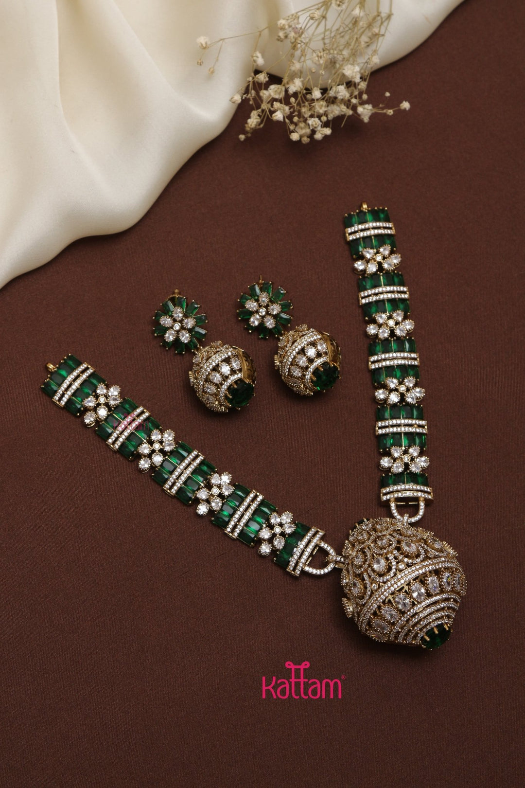 Riha - Green Victorian Polki Necklace Set - N5249