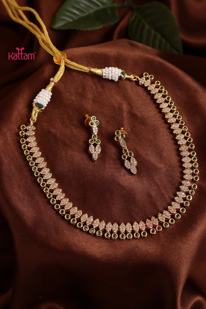 Riona - AD Green Choker - N5181