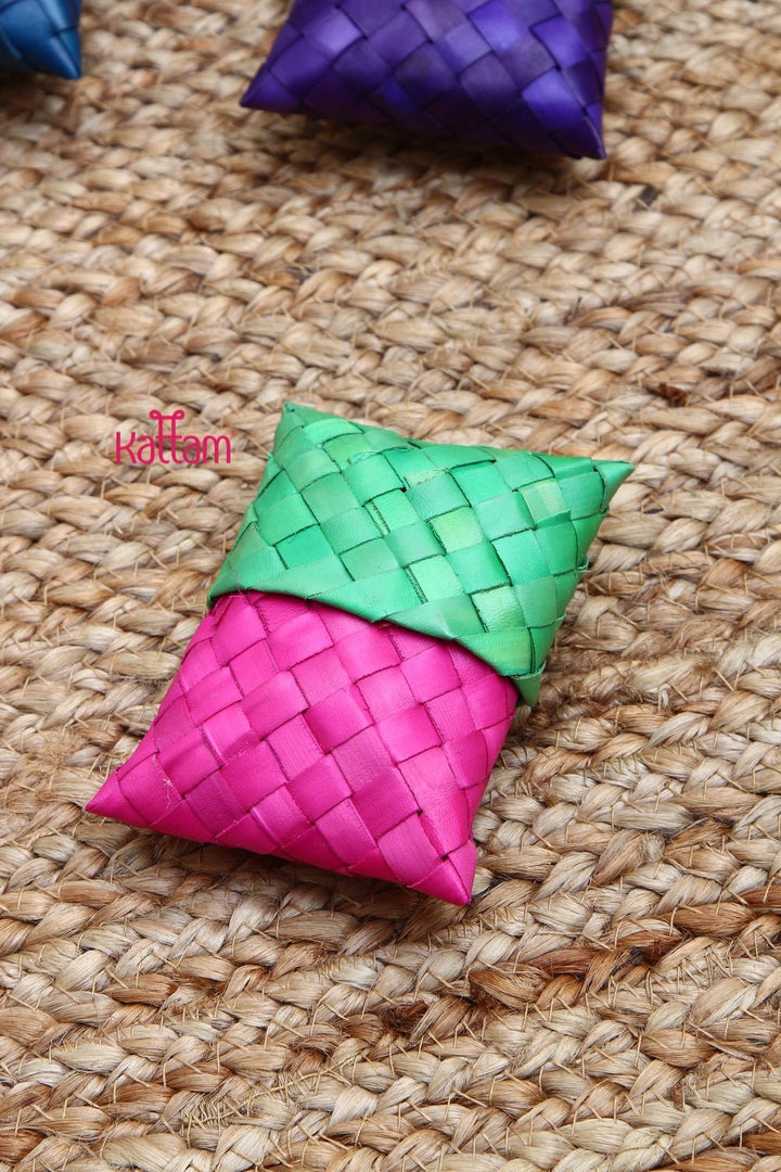Set of 25 - Handmade Palm Leaf Coin Pouch - RG1