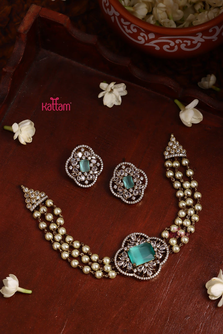 Shreya Victorian Pastelgreen Choker - N6149