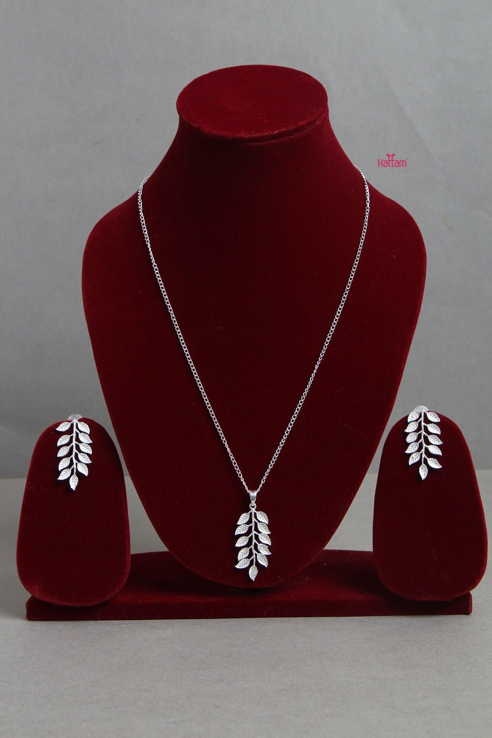 Silver Leaves Chain Set - OC012
